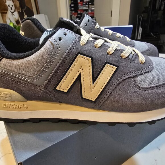 New Balance 574 Classics Womens Size 7 Style U574lgg Grey Beige NEW - Picture 4 of 8